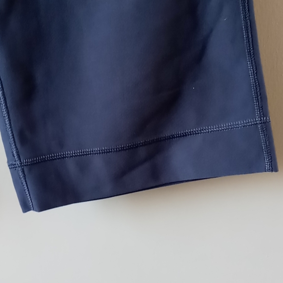 Nike Dri Fit Capri Leggings - Picture 3 of 5